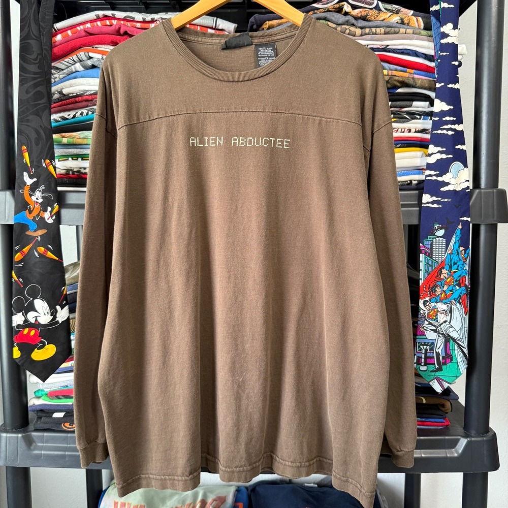 Y2K Brown Alien Abductee Graphic Long Sleeve Shirt XL